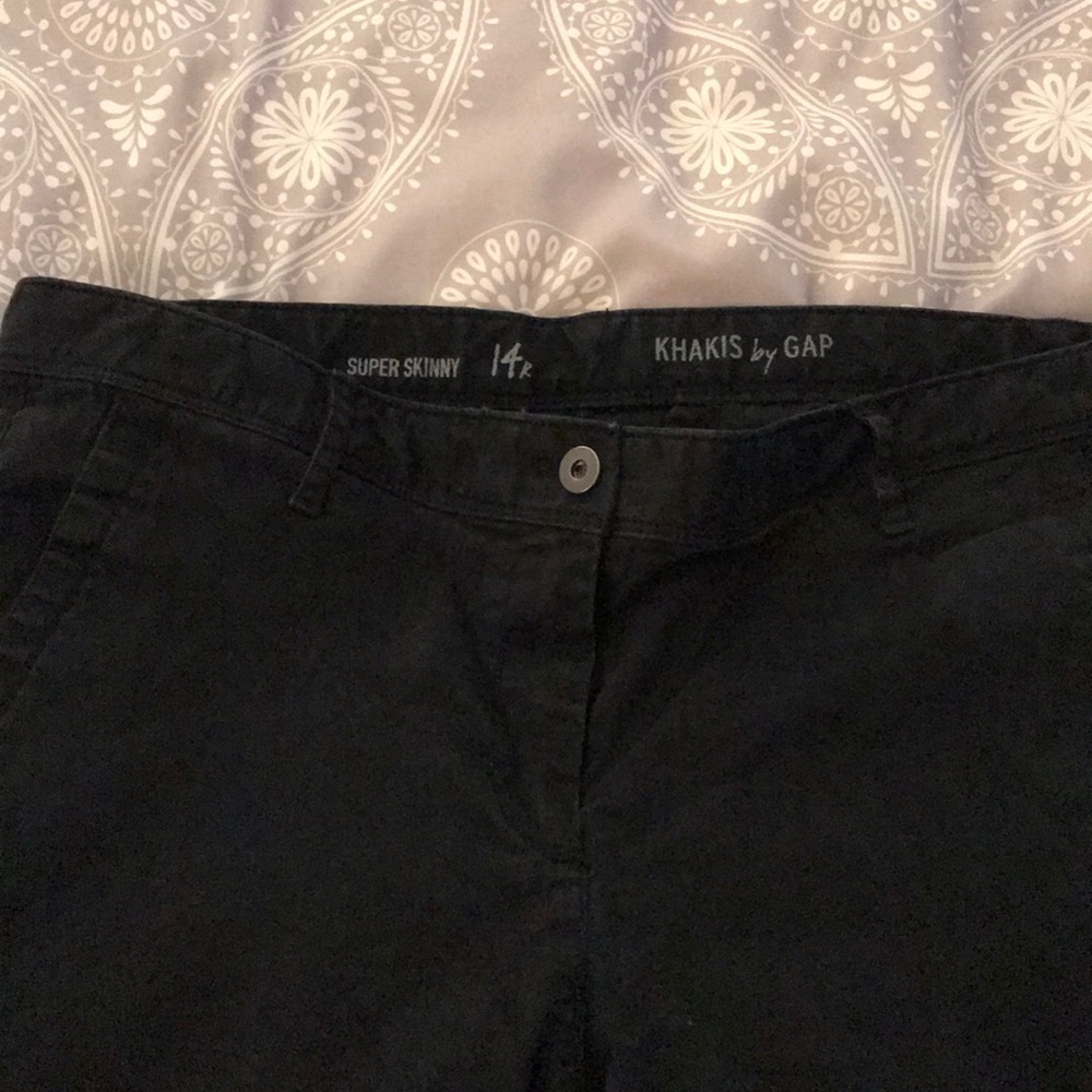 Gap super skinny khakis